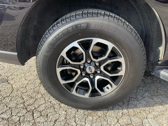 Certified 2024 Ford Expedition XLT image 35