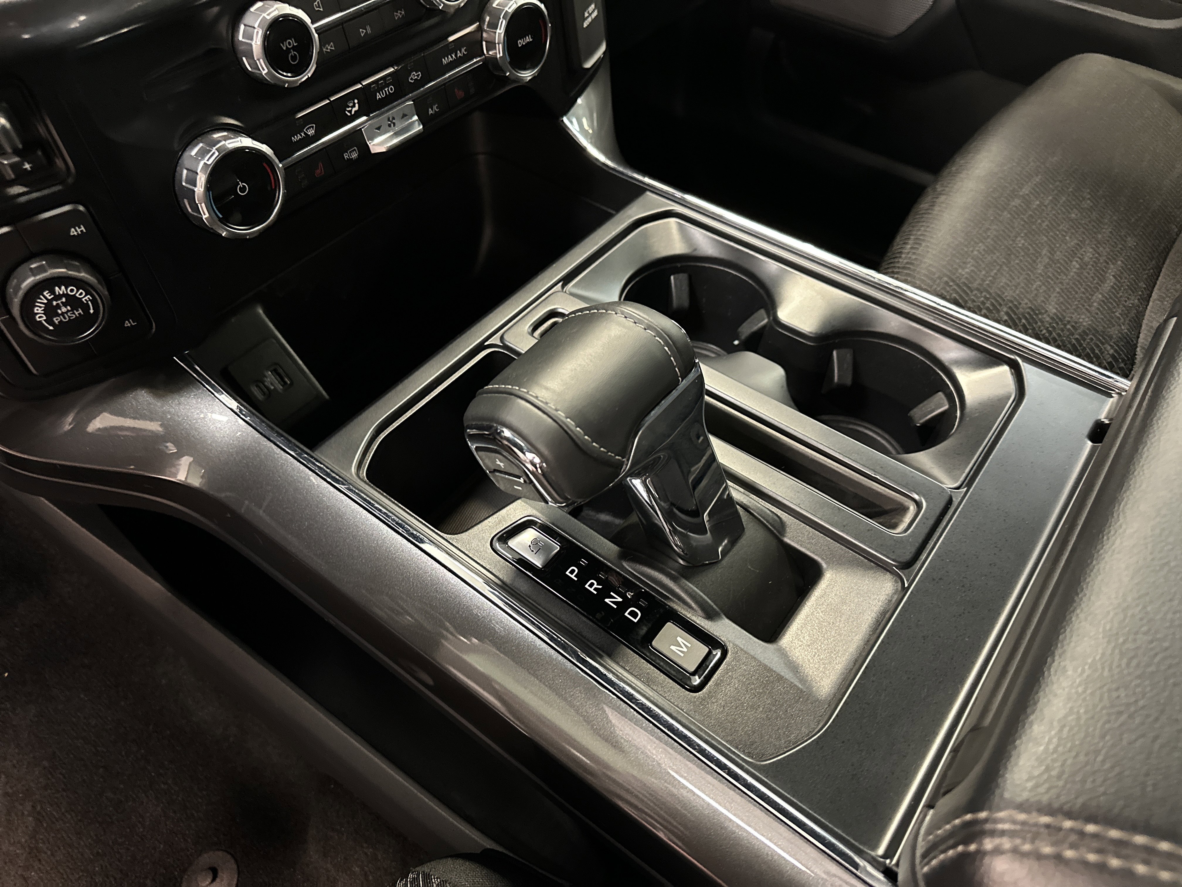 Certified 2023 Ford F150 XLT w/ Equipment Group 302A High image 31