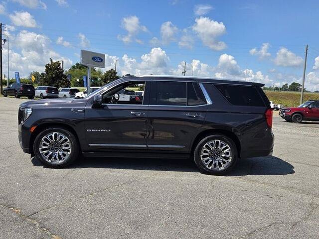 Used 2023 GMC Yukon Denali Ultimate AWD/4WD image 4