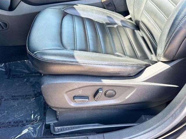 Certified 2023 Ford Edge SEL image 16