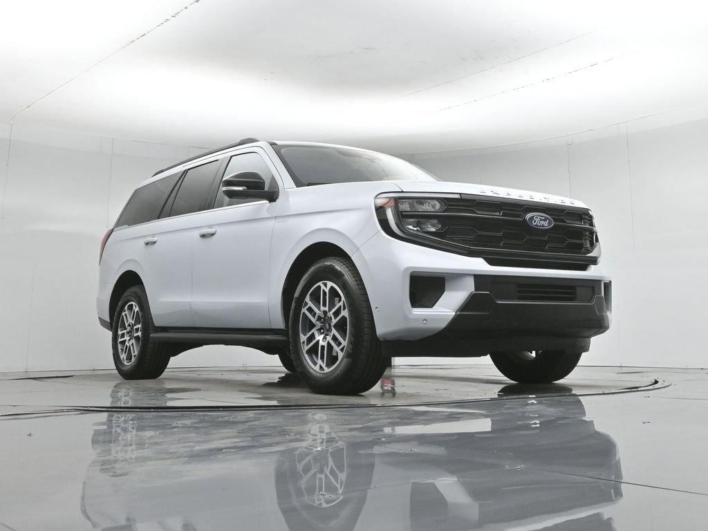 Certified 2025 Ford Expedition Active RWD image 48