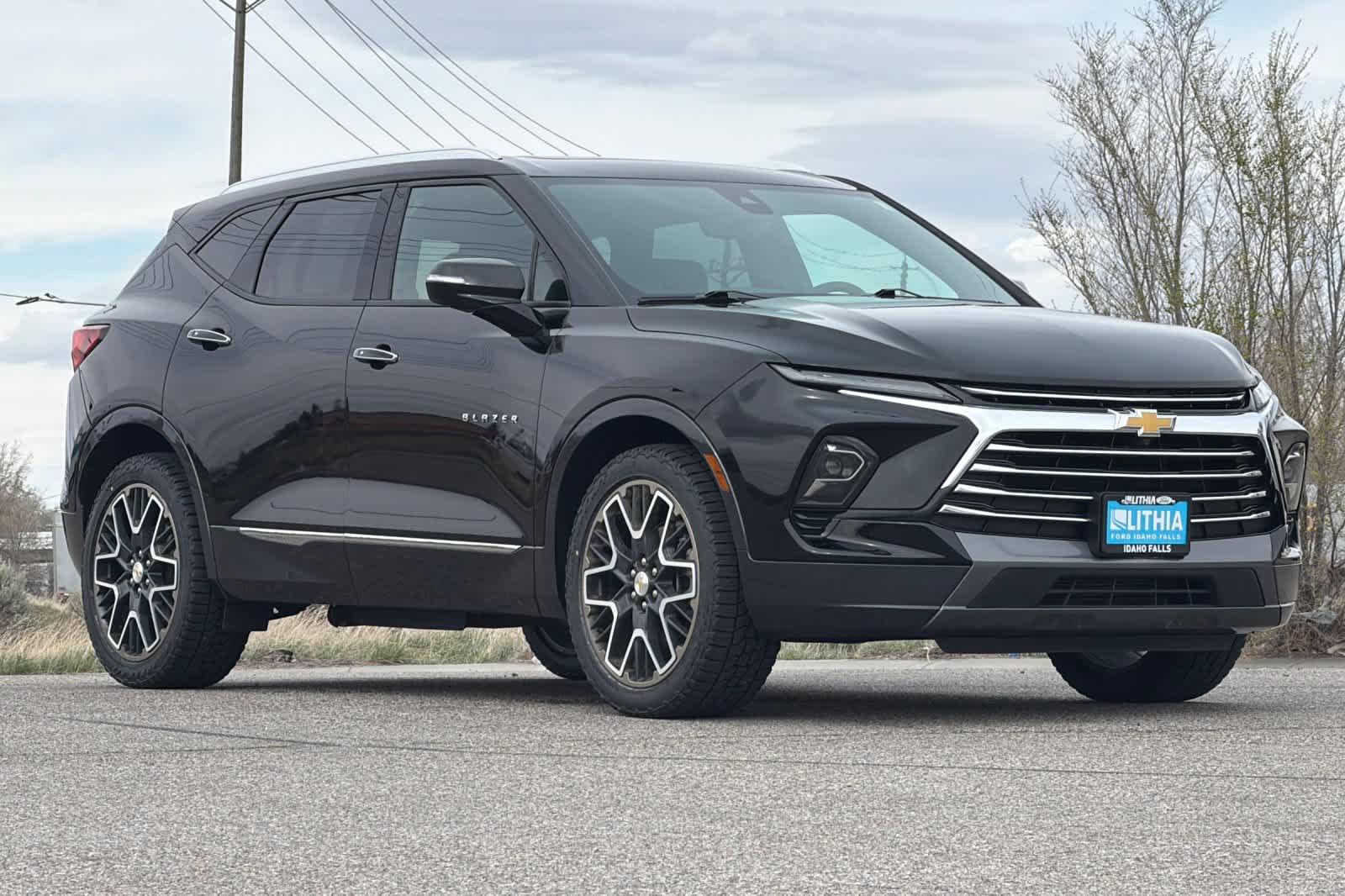 Used 2023 Chevrolet Blazer Premier w/ Driver Confidence II Package AWD/4WD image 9