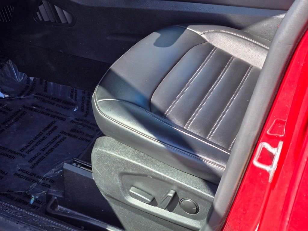 Certified 2024 Ford Edge SEL w/ Convenience Package image 26