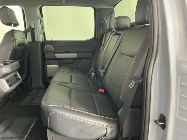 Certified 2025 Ford F450 Lariat w/ FX4 Off-Road Package image 31