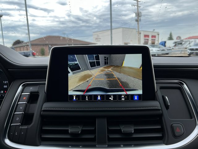 Used 2022 GMC Yukon XL SLT w/ SLT Luxury Package AWD/4WD image 18