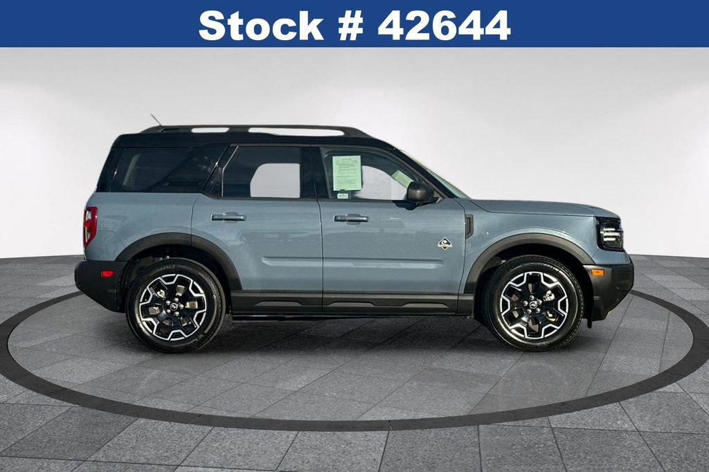 Certified 2025 Ford Bronco Sport Outer Banks w/ Outer Banks Tech Package+ image 3