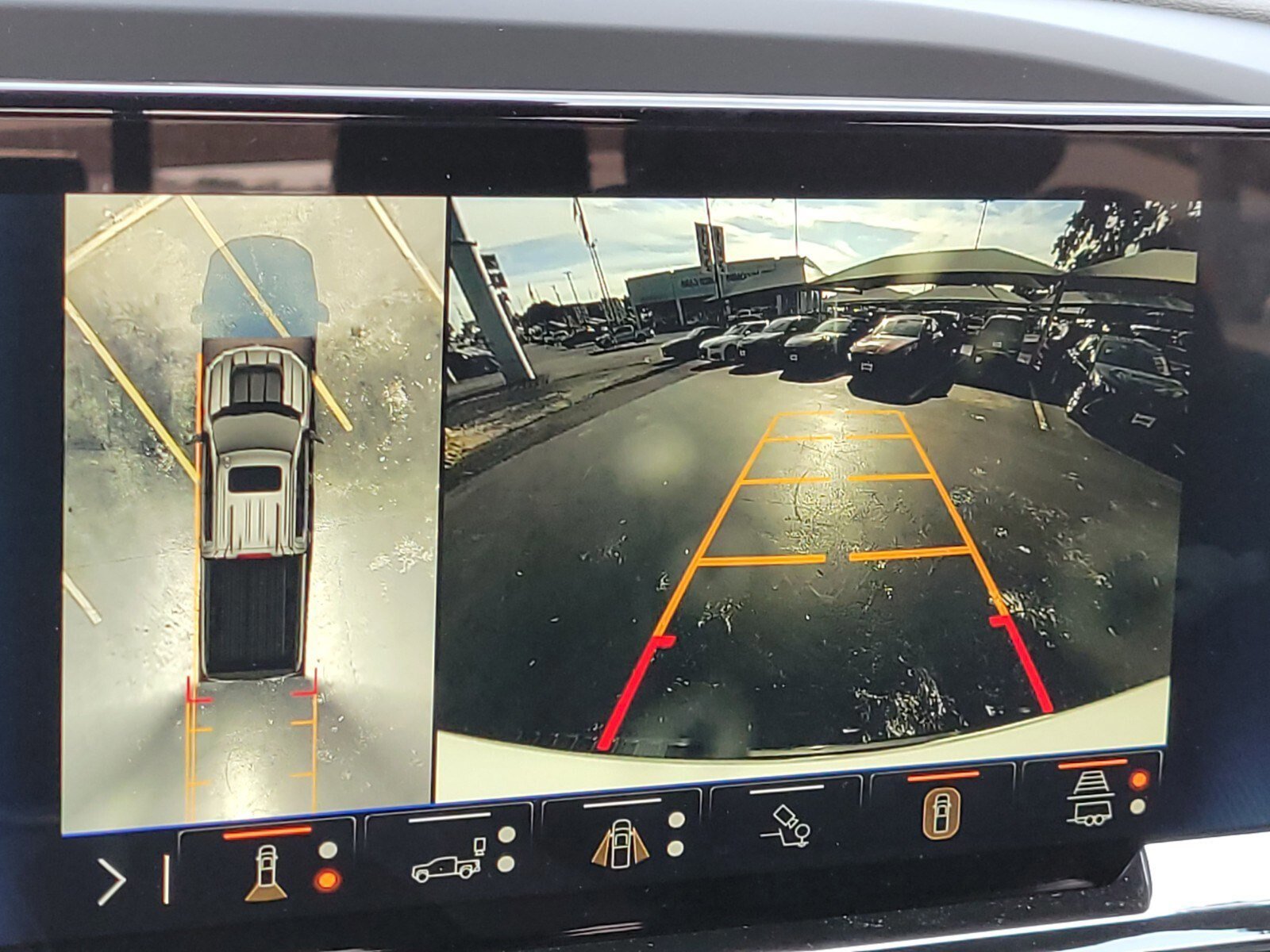 Used 2025 Chevrolet Silverado 1500 ZR2 image 22