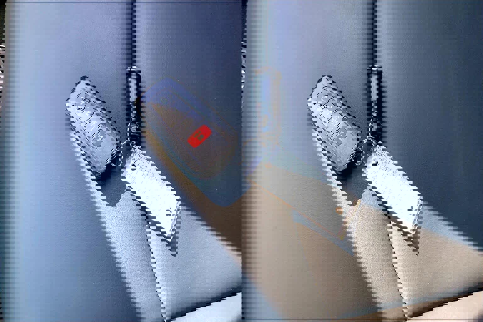 Used 2024 Toyota RAV4 XLE Premium image 15