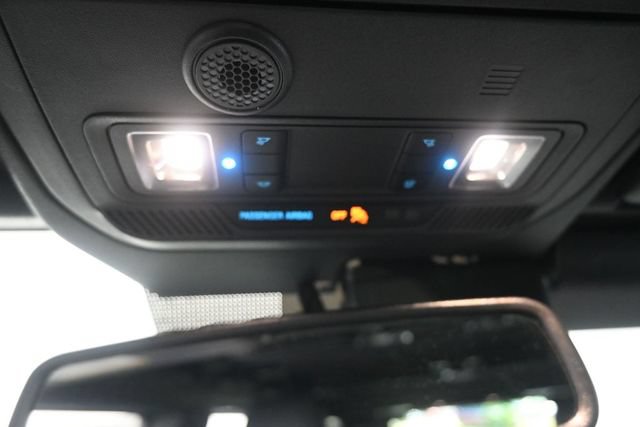 Certified 2025 Ford Bronco Outer Banks AWD/4WD image 16