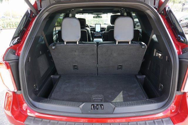 Certified 2022 Ford Explorer ST w/ Equipment Group 401A image 28