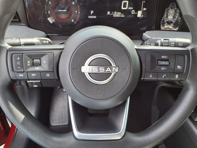 Used 2025 Nissan Kicks SV w/ Charging Package FWD image 10