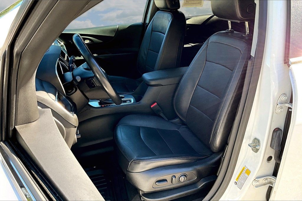 Used 2021 Chevrolet Equinox LT FWD image 23
