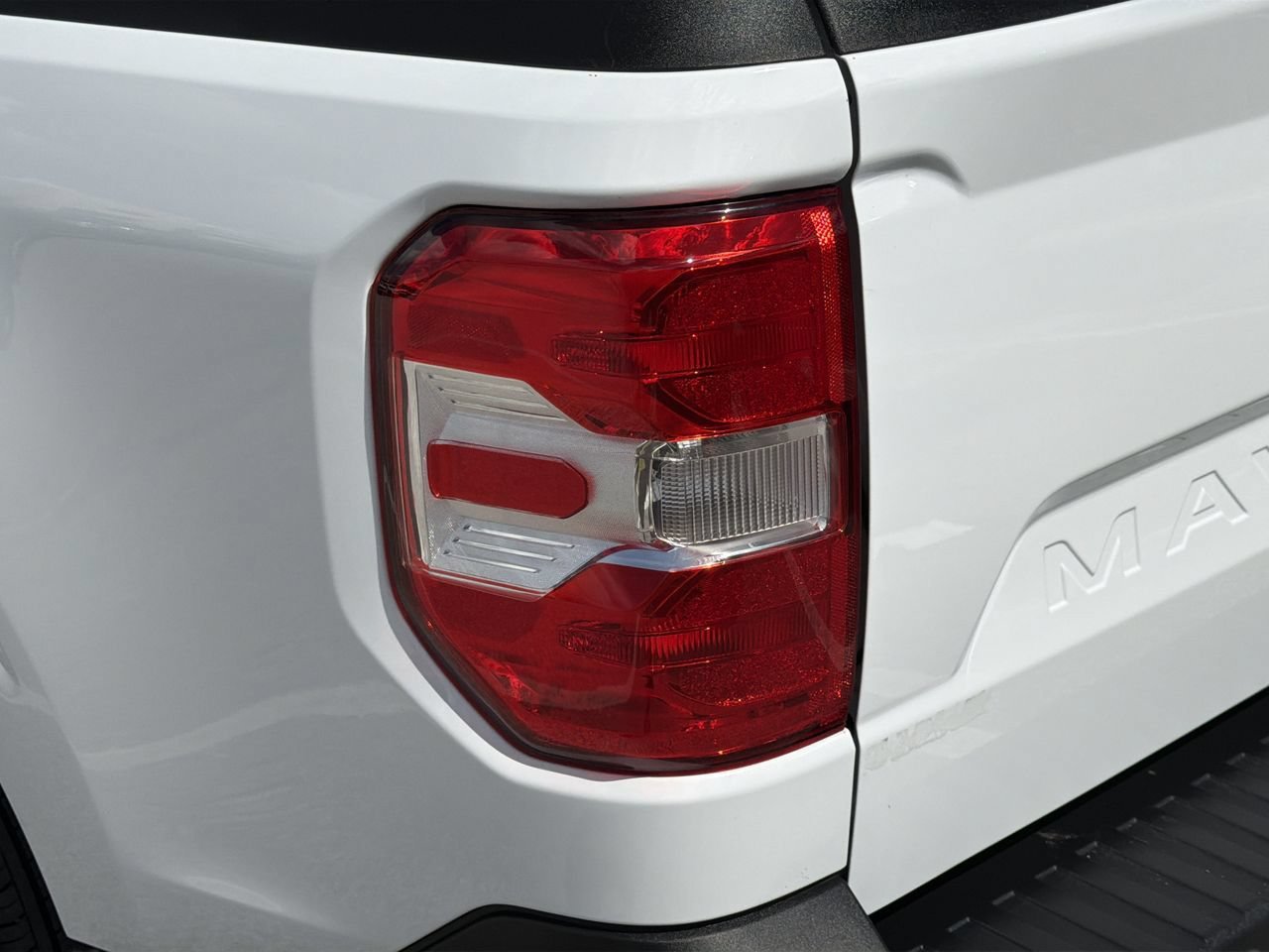 Certified 2025 Ford Maverick XLT FWD image 7