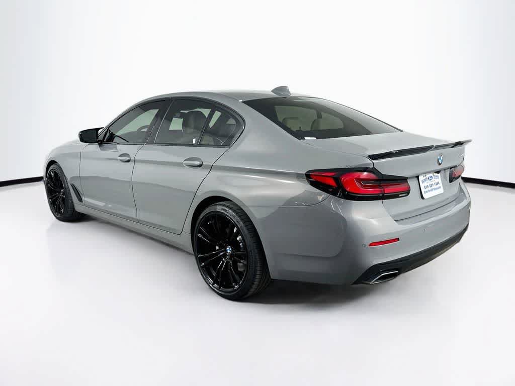 Used 2022 BMW 530i w/ Premium Package RWD image 4