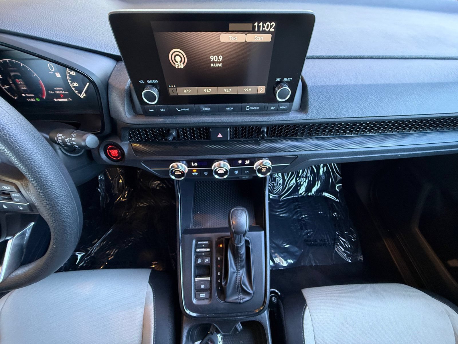Used 2025 Honda CR-V LX image 15