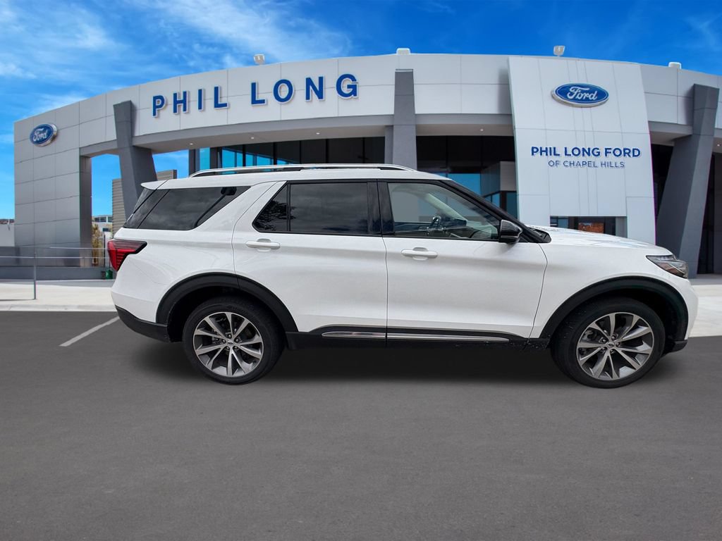 Certified 2025 Ford Explorer Platinum w/ Ultimate Package AWD/4WD image 8