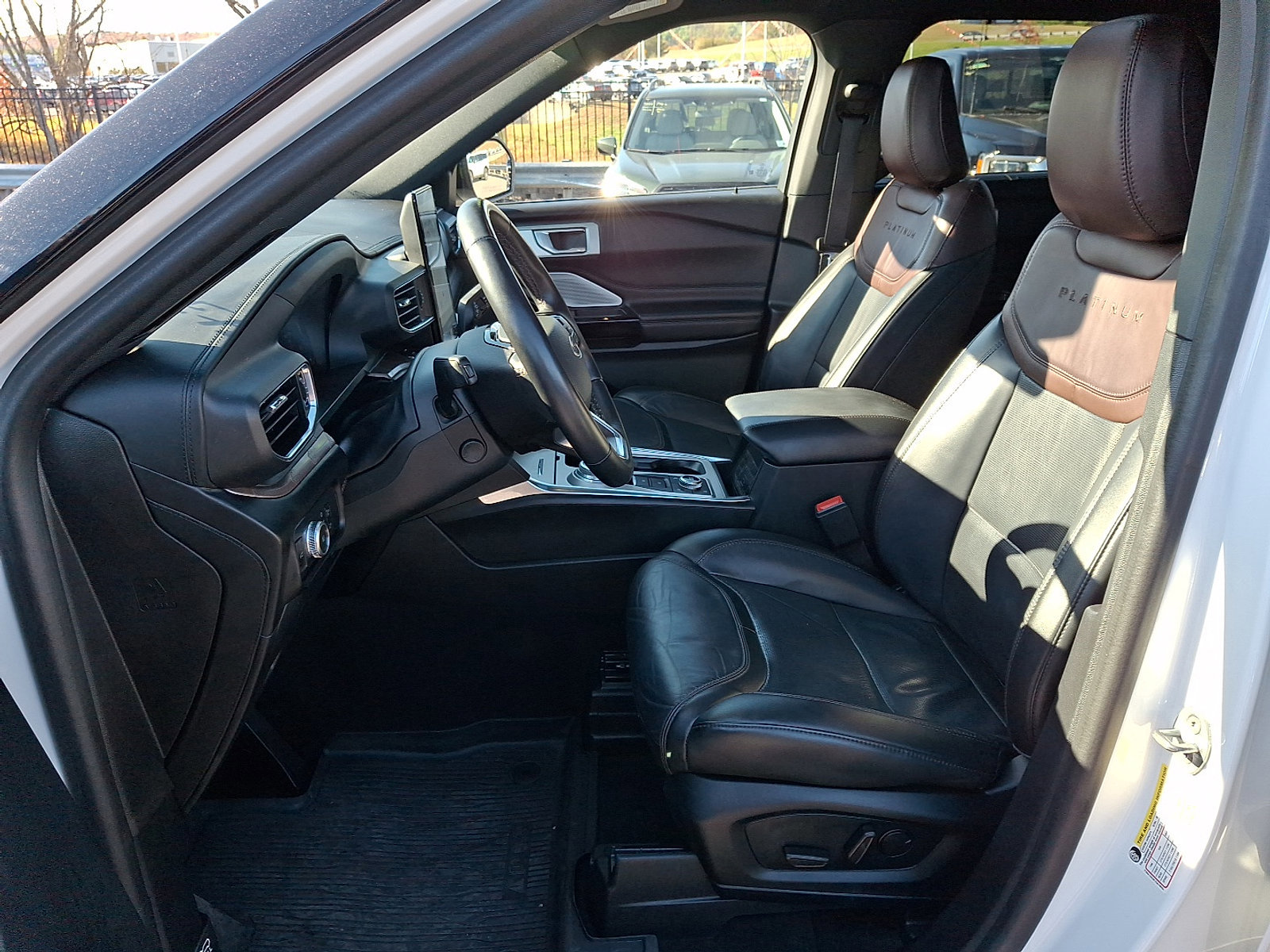 Certified 2022 Ford Explorer Platinum w/ Equipment Group 601A image 13