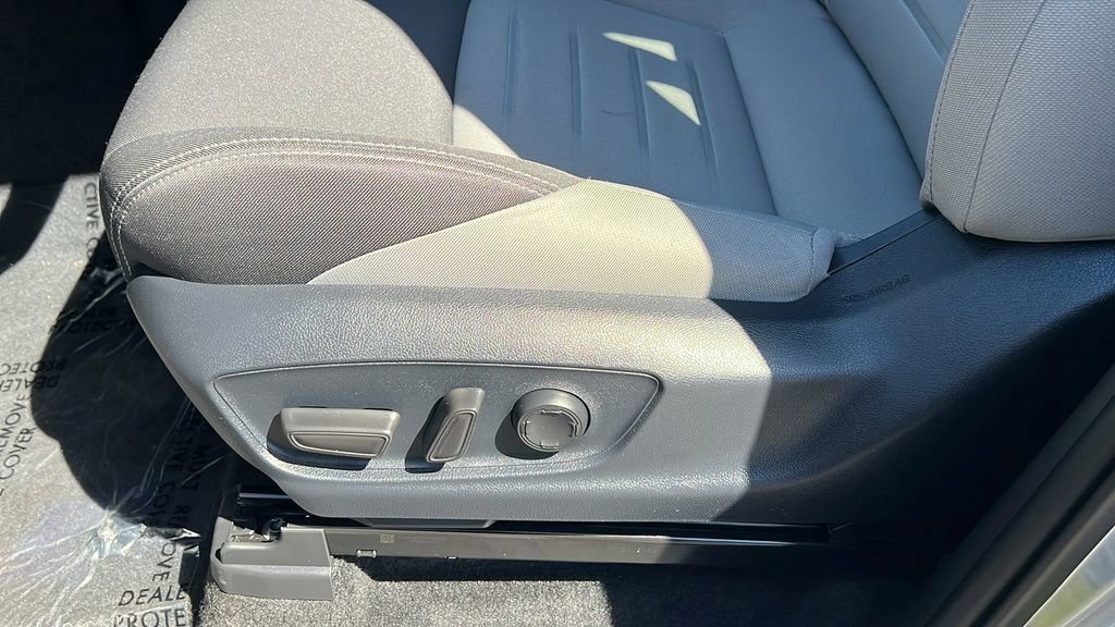 Used 2024 Toyota Tacoma TRD Off-Road w/ TRD Off Road Upgrade Package AWD/4WD image 17