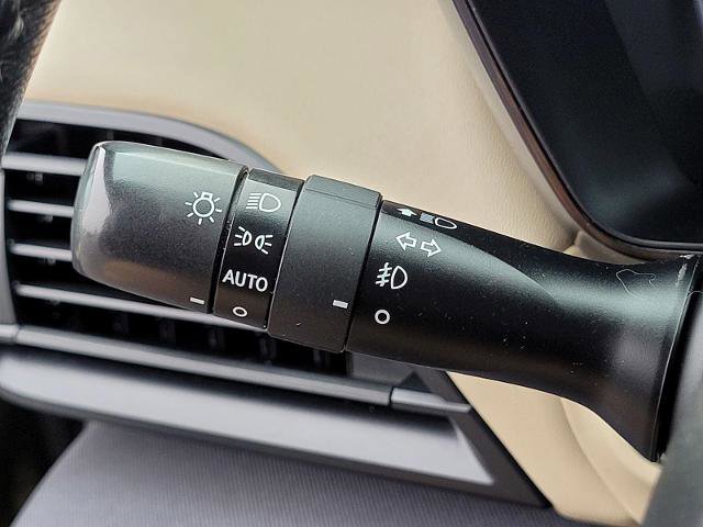 Used 2020 Subaru Outback Premium w/ Popular Package #1 AWD/4WD image 17