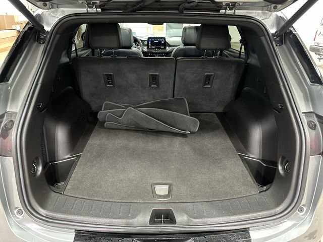 Used 2023 Chevrolet Blazer RS image 25
