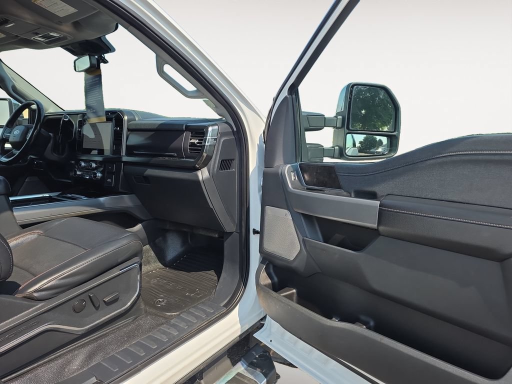 Certified 2024 Ford F350 Lariat AWD/4WD image 9