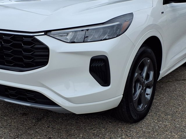 Certified 2024 Ford Escape ST-Line w/ Tech Pack #1 AWD/4WD image 27