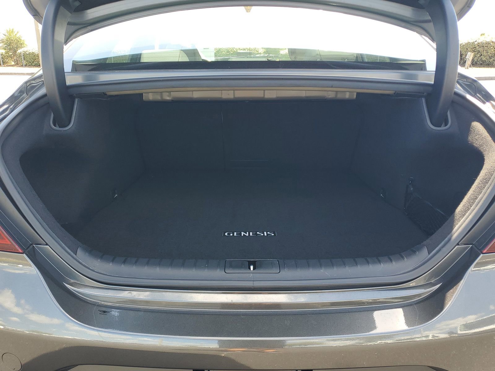 Used 2025 Genesis G70 2.5T RWD image 7