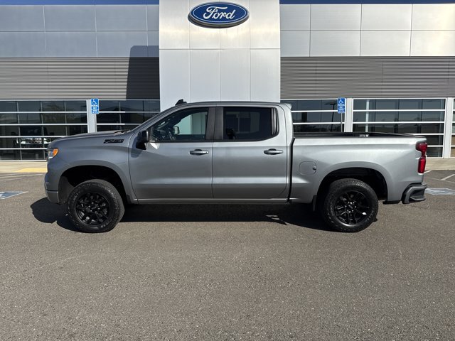 Used 2023 Chevrolet Silverado 1500 RST w/ Z71 Off-Road Package AWD/4WD image 2
