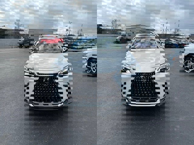 Used 2024 Lexus NX 350 AWD image 2