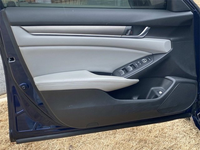 Used 2018 Honda Accord LX image 18