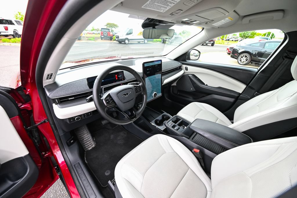Certified 2025 Ford Mustang Mach-E Premium AWD/4WD image 18