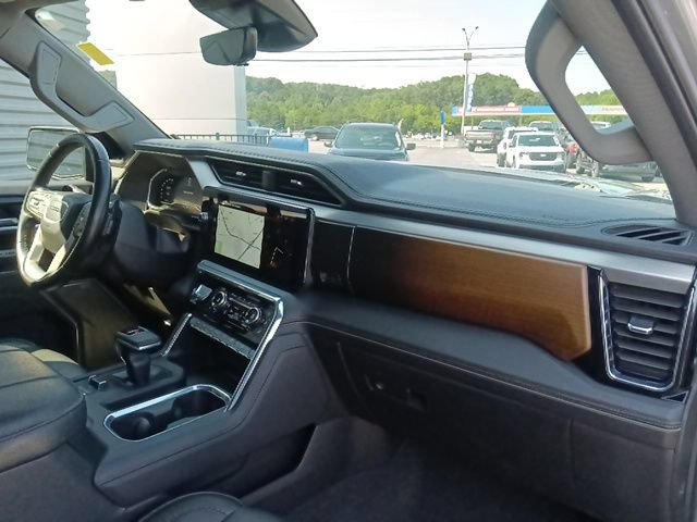 Used 2025 GMC Sierra 1500 Denali AWD/4WD image 33