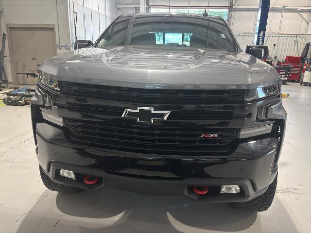 Used 2021 Chevrolet Silverado 1500 LT Trail Boss w/ Convenience Package II AWD/4WD image 2