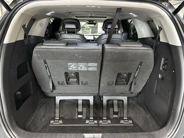 Used 2025 Kia Carnival SX Prestige FWD image 26