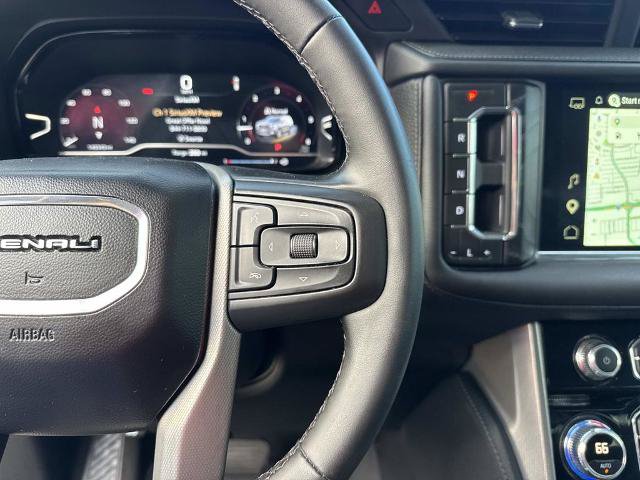 Used 2023 GMC Yukon XL Denali RWD image 26