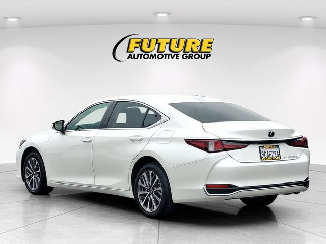 Used 2022 Lexus ES 250 w/ Accessory Package 2 AWD/4WD image 6