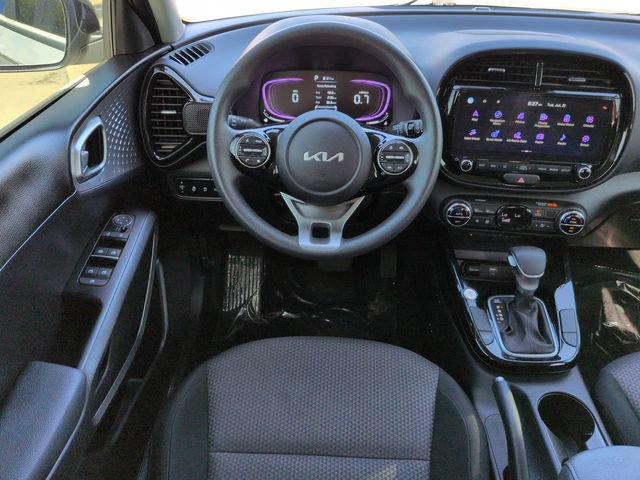 Used 2025 Kia Soul S FWD image 16