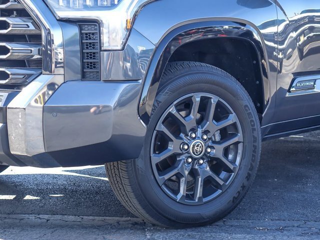 Used 2022 Toyota Tundra Platinum w/ Advanced Package AWD/4WD image 4