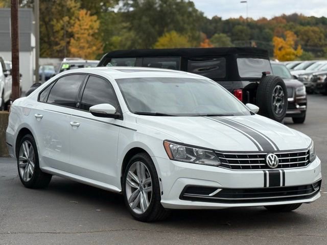 Used 2019 Volkswagen Passat 2.0T Wolfsburg w/ Wheels & Sunroof Package image 11