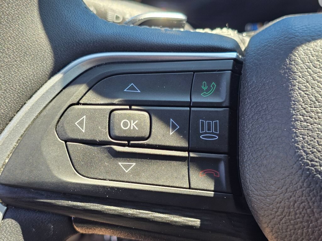 Used 2024 Jeep Grand Cherokee Altitude AWD/4WD image 20