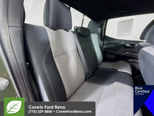 Used 2022 Toyota Tacoma TRD Off-Road w/ Technology Package image 28