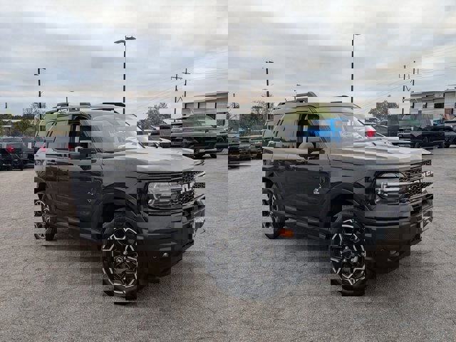 Certified 2025 Ford Bronco Sport Outer Banks w/ Outer Banks Tech Package+ image 8