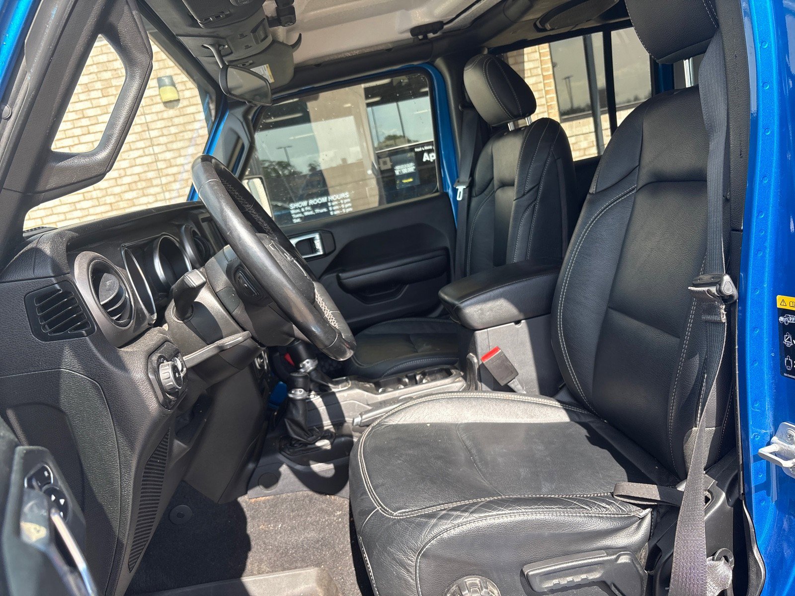Used 2021 Jeep Wrangler Unlimited Sport AWD/4WD image 3