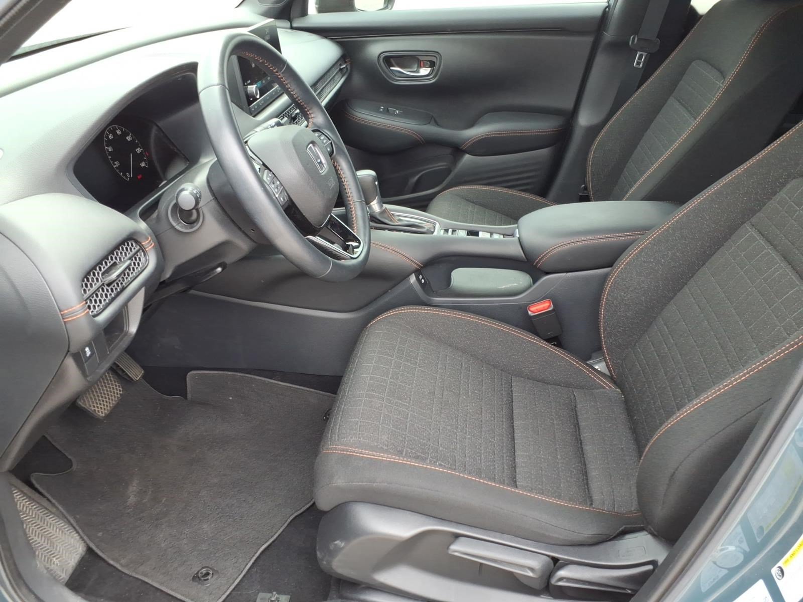Used 2025 Honda HR-V Sport image 14