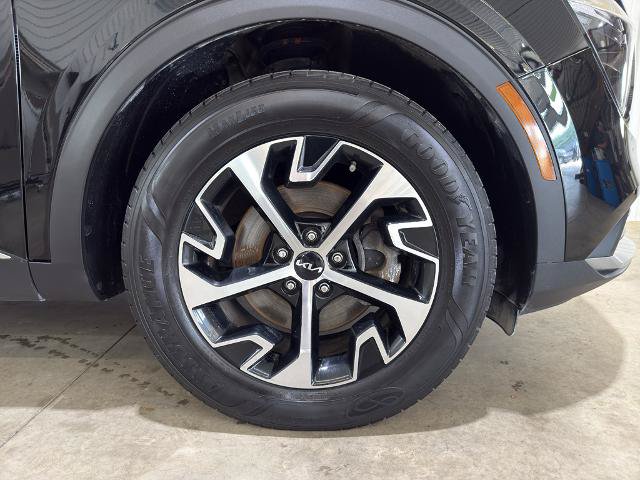 Used 2023 Kia Sportage EX FWD image 29