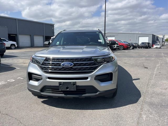 Certified 2024 Ford Explorer XLT image 8