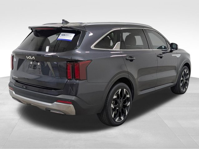 Used 2025 Kia Sorento EX FWD image 18