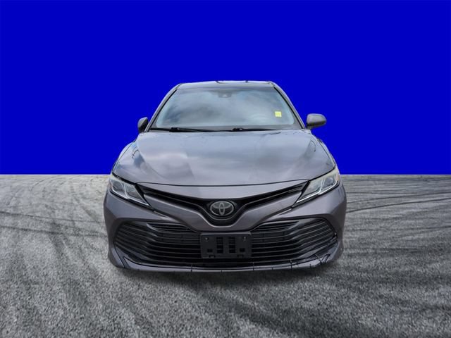 Used 2019 Toyota Camry LE FWD image 5