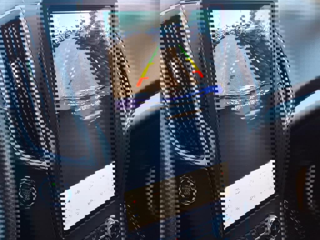 Certified 2024 Ford Edge SE image 27