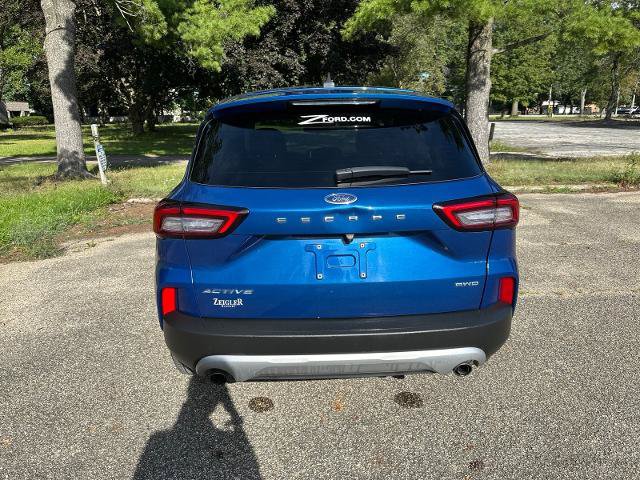 Certified 2023 Ford Escape Active AWD/4WD image 9